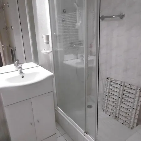 Holidayland 127 T2 Mezzanine 8 Couchages Climatise Avec Veranda Apartamento