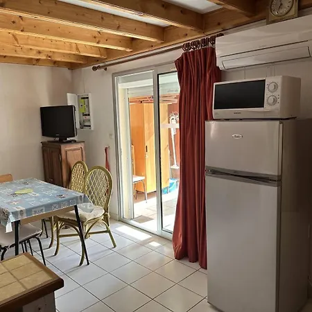 Holidayland 127 T2 Mezzanine 8 Couchages Climatise Avec Veranda Apartamento *