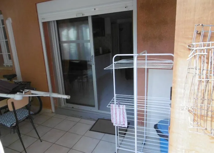 Holidayland 127 T2 Mezzanine 8 Couchages Climatise Avec Veranda 아파트